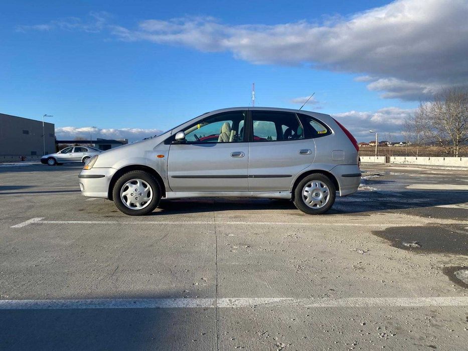 Nissan Almera Tino benzină, 1.400 € — imagine 4