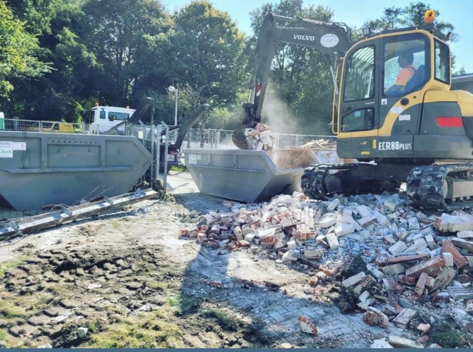 Контейнери за строителни отпадъци - извозване на строителни отпадъци