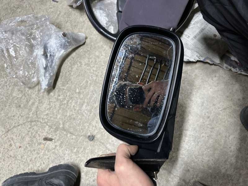 Зеркало боковое Toyota Windom MCV20