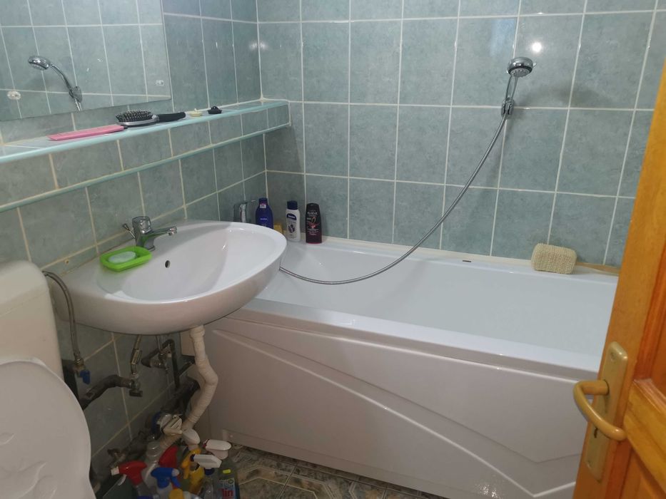 Apartament 2 camere DE INCHIRIAT