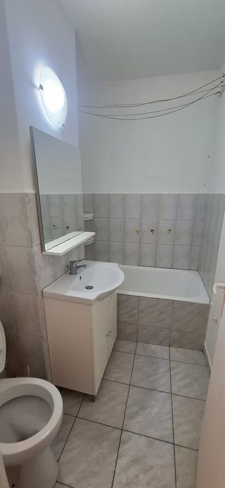 Particular Inchiriez Garsoniera Lacul TEI  Opanez  Anaf
Strada Aromei
Strad