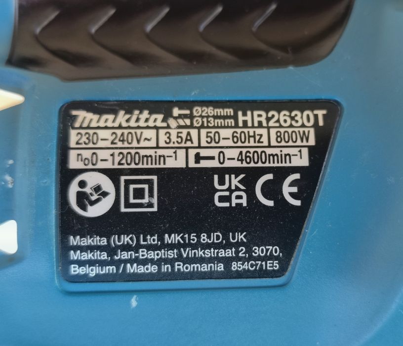 перфоратор Makita HR2630 /800 W