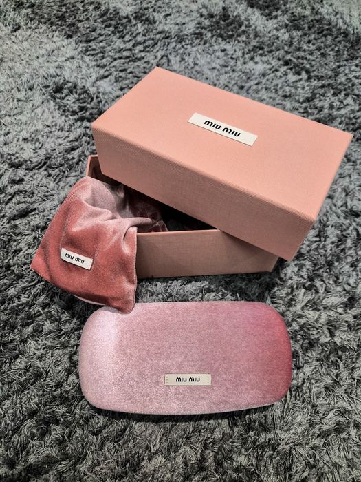 Слънчеви очила Miu Miu