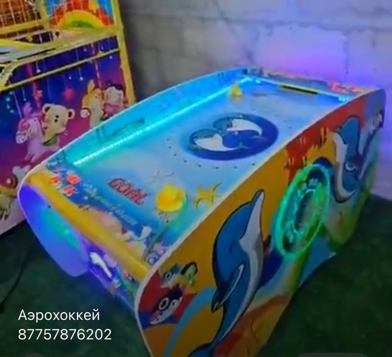 Игровой аппарат Аэрохоккей