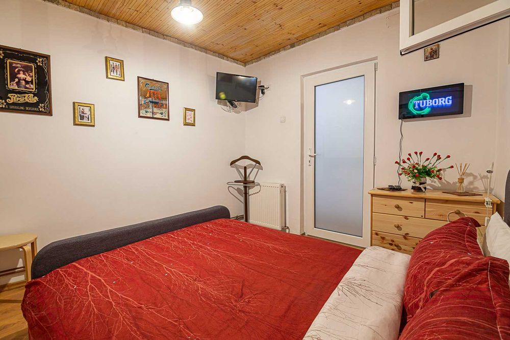 Sinaia, apartament 2 camere la casa, vanzare sau schimb cu Bucuresti, Tulcea sau Constanta