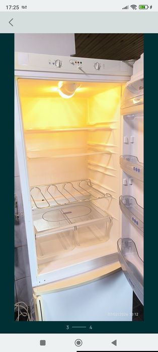 Combina frigorifica cu doua compresoare