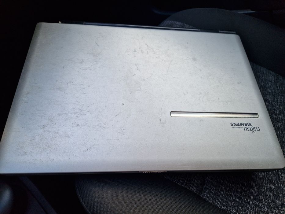 Продам ноутбук Сименс