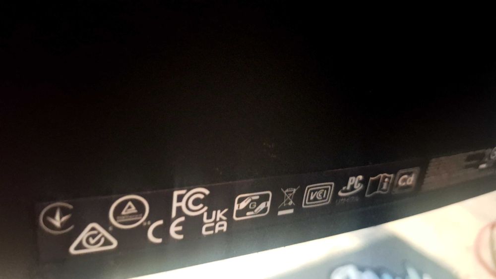 Vind monitor cazut