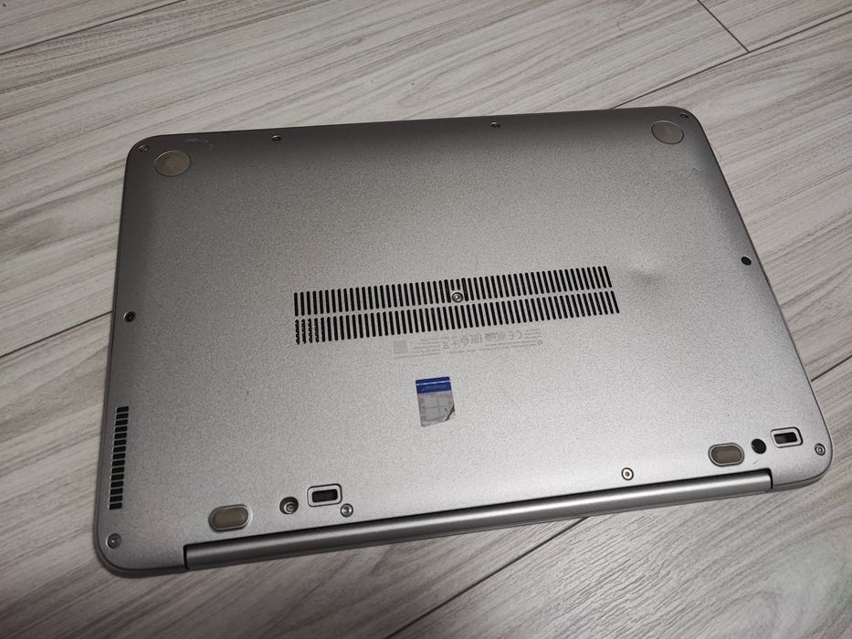 Vând HP elitebook folio 1040 g3