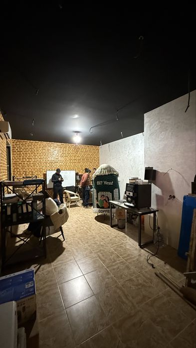 Аренда нежилое в центре 1 линия Шота Руставели 35 ор-р Yes Coffee