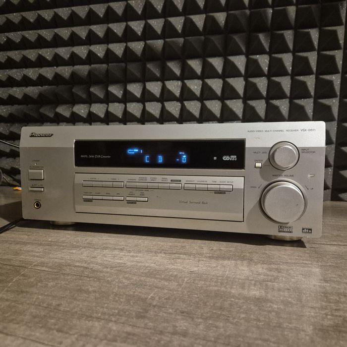 Усилвател / Ресивър Pioneer VSX-D511