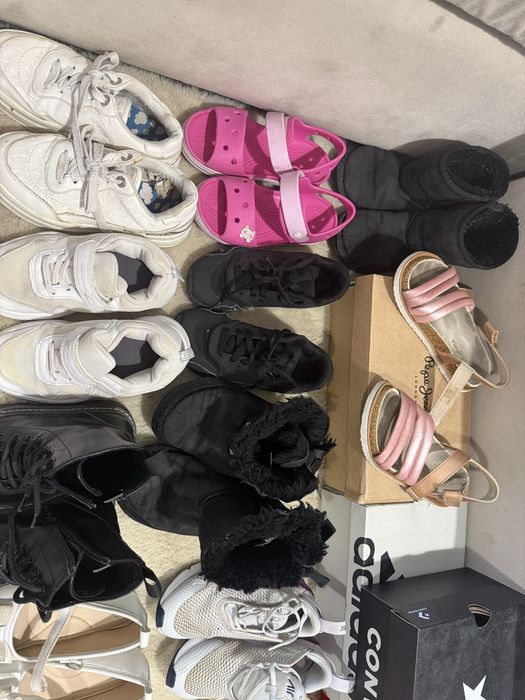 Маркови детски обичувки-Nike, Adidas, Sckechers, Liu Jo, Michael Kors, Zara, Puma, Pepe Jeans, UGG, Crocs и др.