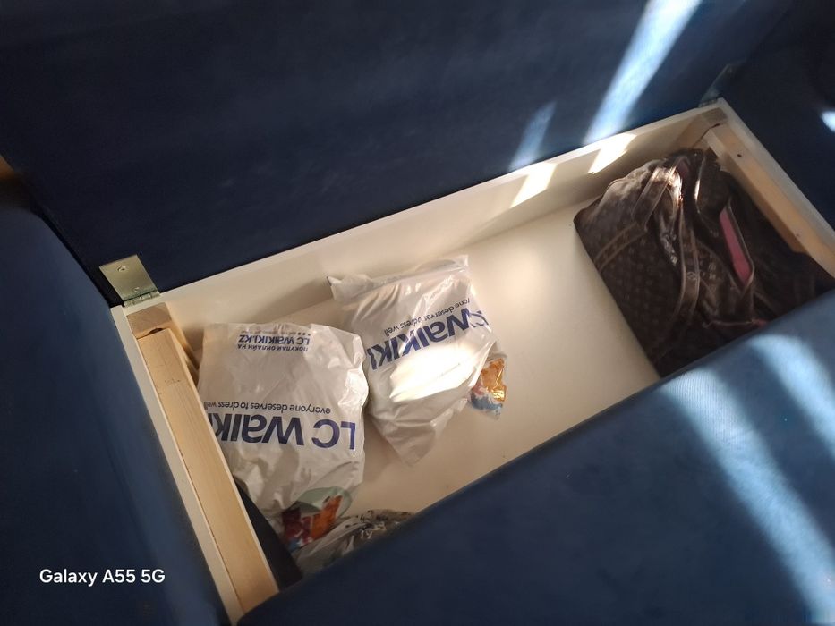 Диван продается в отличном состояни