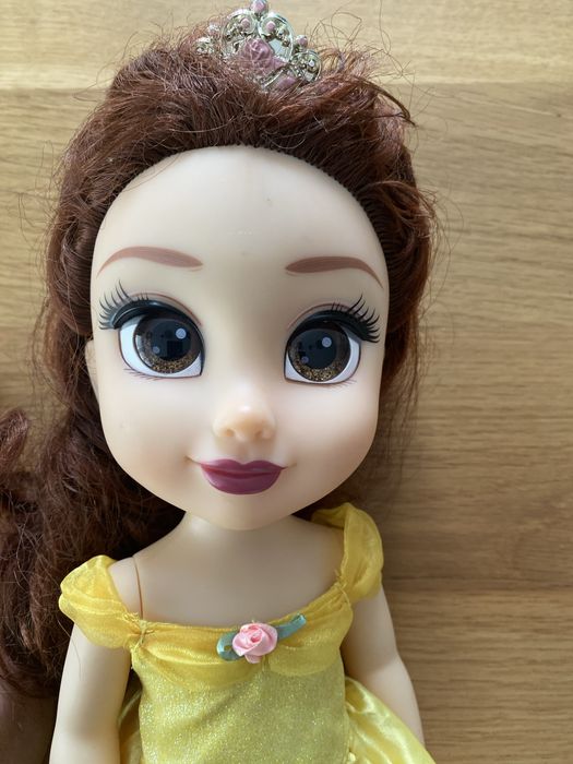 Papusa printesa Disney Belle