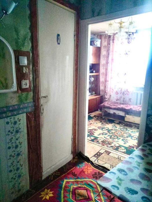 Продам 5-комн квартиру КСК