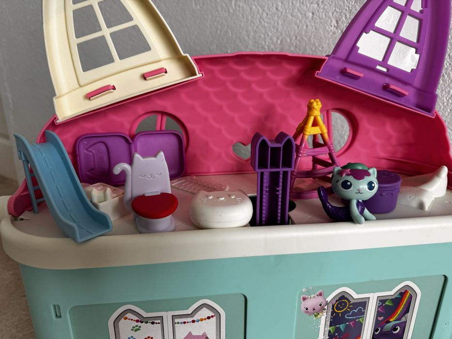 Casa de papusi a lui Gabbie cat