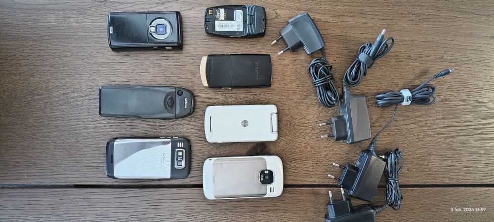 Telefoane colecție Nokia N95 8GB , 6310i , E72 , E5 , Samsung , Motor
