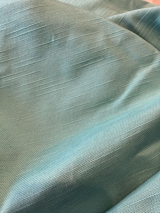 Пердета цвят мента