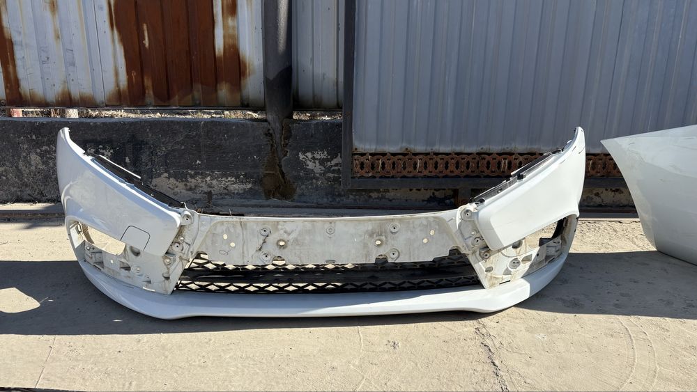 Лада веста: фара передняя, бампер зад.перед, решетка