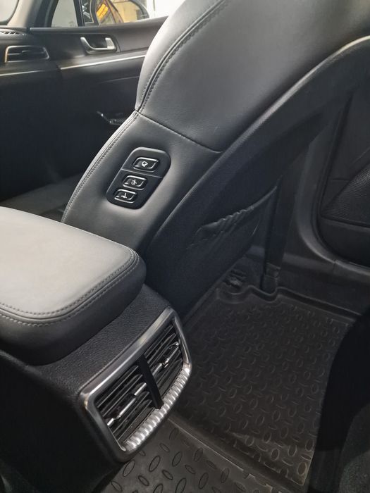 Автомобиль Kia k5 (DL3)