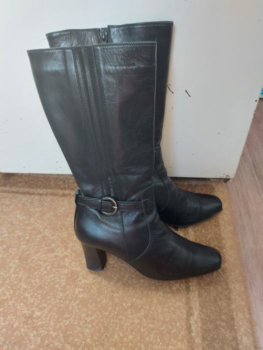 Женская обувь , Италия