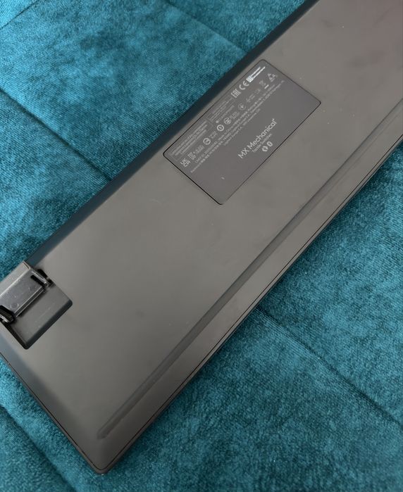 Клавиатура  Logitech - MX Mechanical
