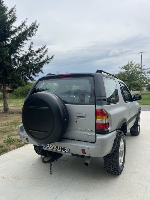 Vand sau schimb Opel Frontera Sport