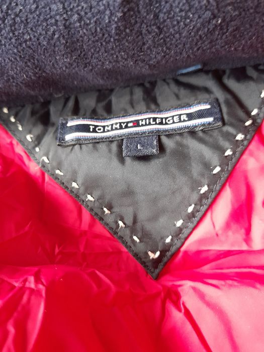 Tommy Hilfiger дамско зимно яке L размер.