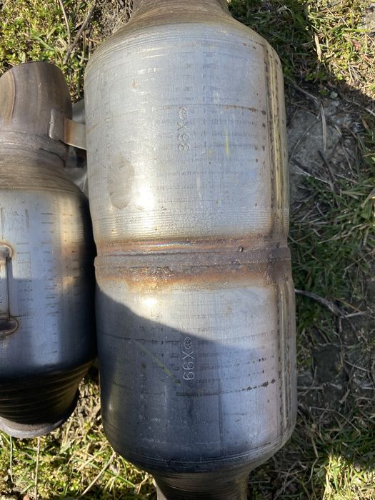 Катализатор от Toyota Land Cruiser