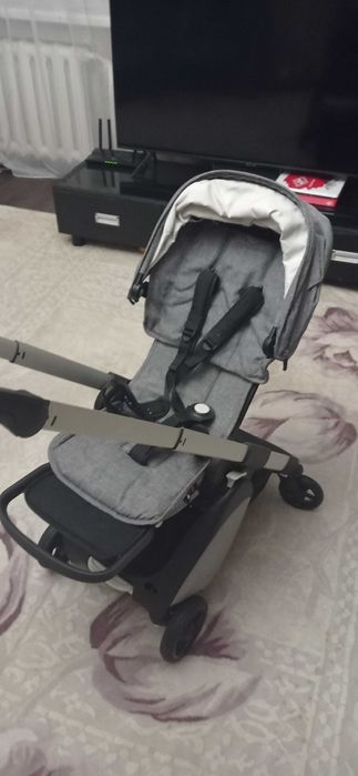 Коляска детская прогулочная