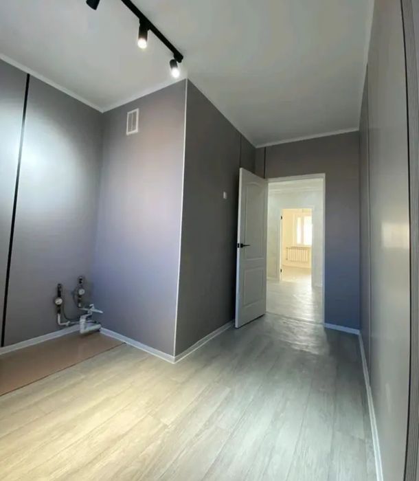 продам 3-х ком. гарышкер 4-этаж