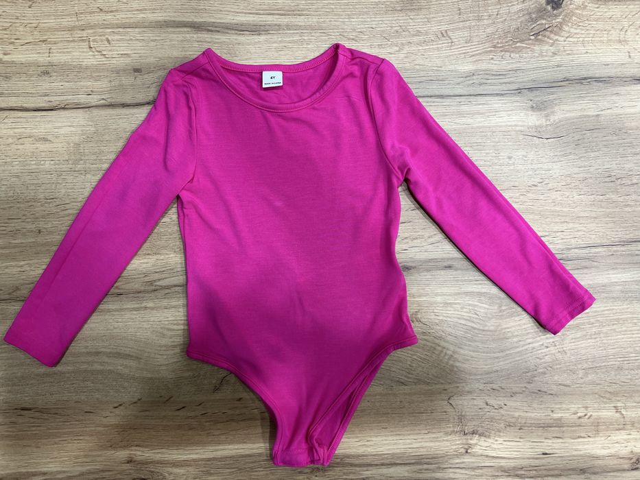 2 Детски бодита 3-4г