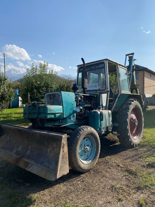 Срочно продам трактор