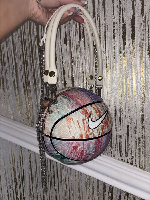 Geanta din minge de baschet Nike