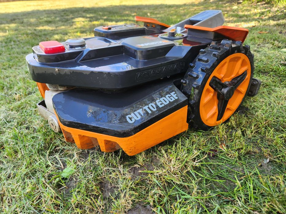 Robot tuns Landroid Worx Vision