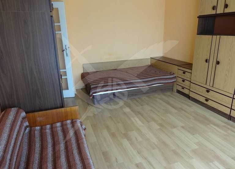 Дава се под наем Едностаен апартамент в Варна, Цветен квартал - 42 кв.м за 225 € - Снимка #1