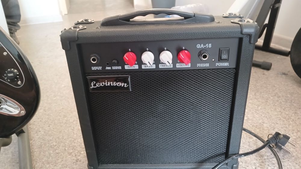 Электрогитара — Levinson Limited SPACK-1 BK