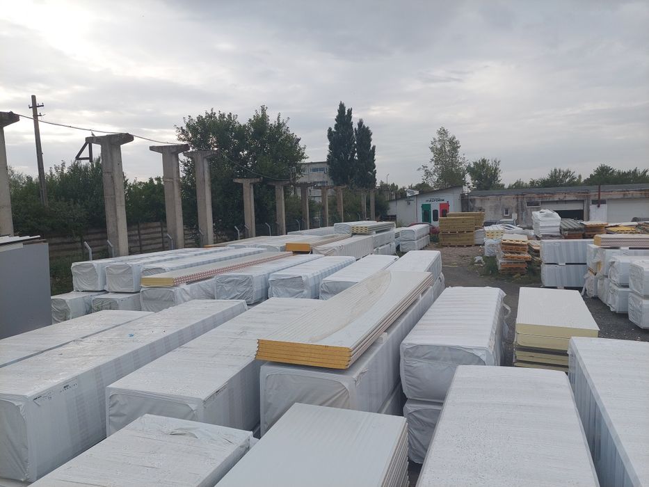 Panouri sandwich 70.30 lei perete metru pătrat plus tva!!policarbonat