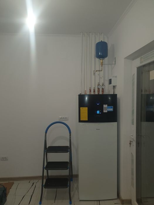 Pompa de căldură  Daikin   transport Gratuit