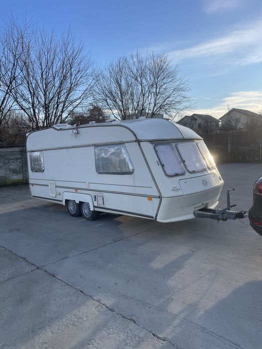 Rulota Award Nightstar 2 Axe Lungime Util 5 m Inmatriculata 2022