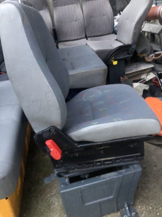 Scaun de Sprinter sau lt 1,2 locuri