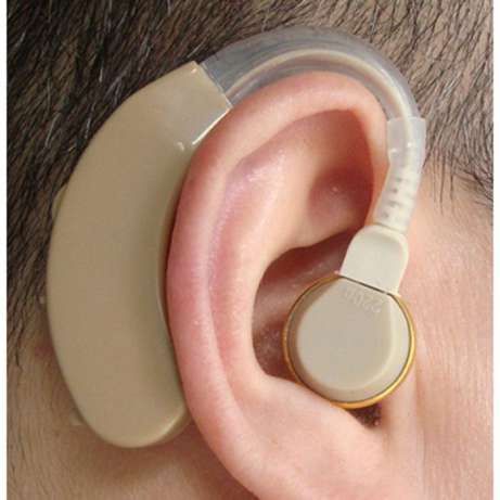 Слуховой аппарат заушный
