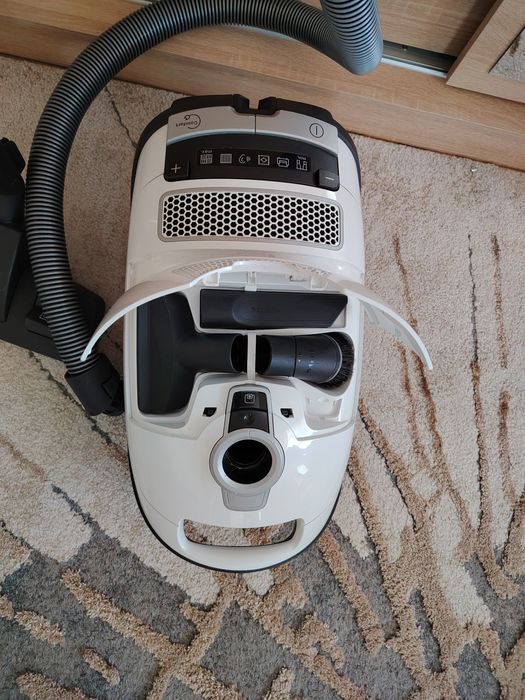 Aspirator Miele c3