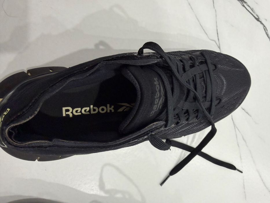 Продам обувь оригинал Reebok 43 размер