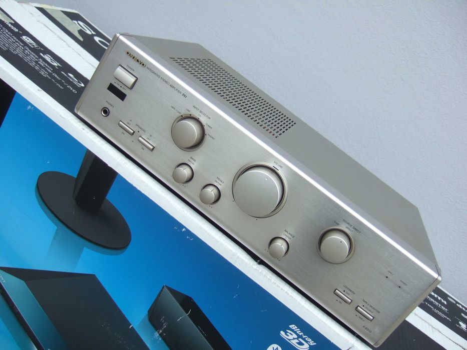 Onkyo A-9210R [Culoare Silver ]