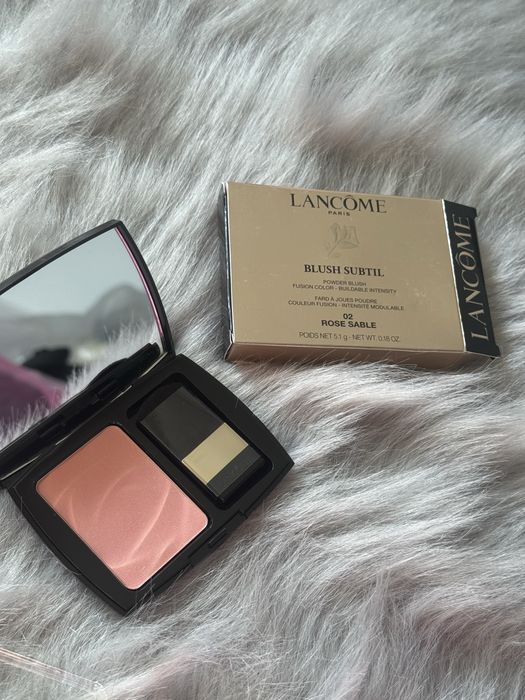 Blush Chanel/Lancome