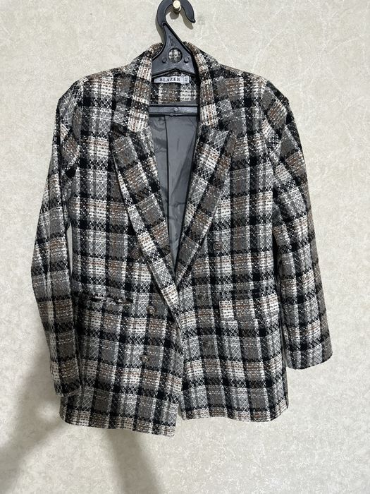 Твидовый  пиджак