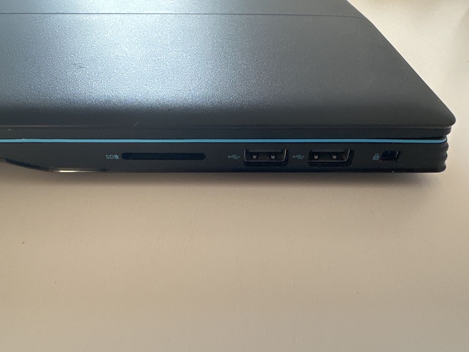 Laptop Dell G3 3590