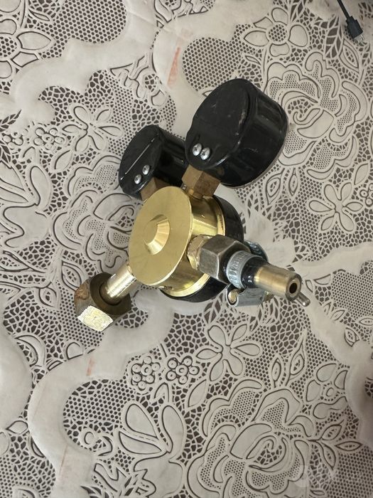 Kislorod balon reduktor