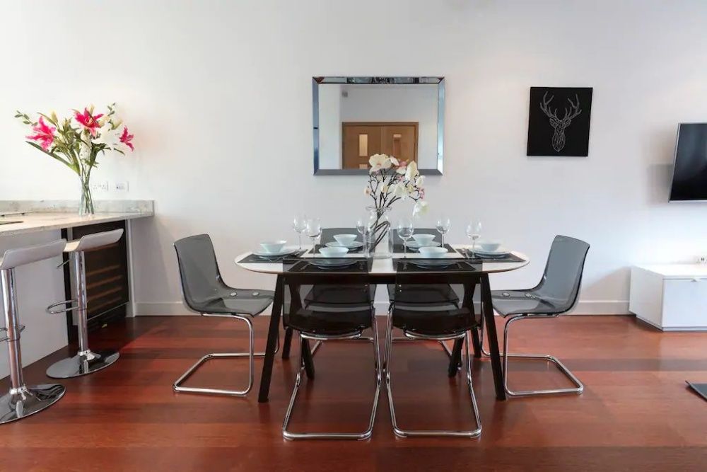 3-х комнатные апартаменты в ЖК рядом с ТРЦ МЕГА и Атакентом